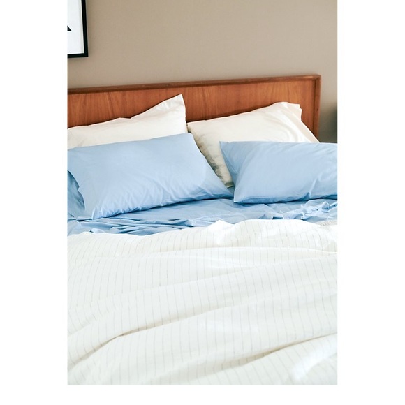 Nestwell Pinstripe King size 3-pcs Duvet Cover set Cotton/linen blended NEW - Picture 2 of 10